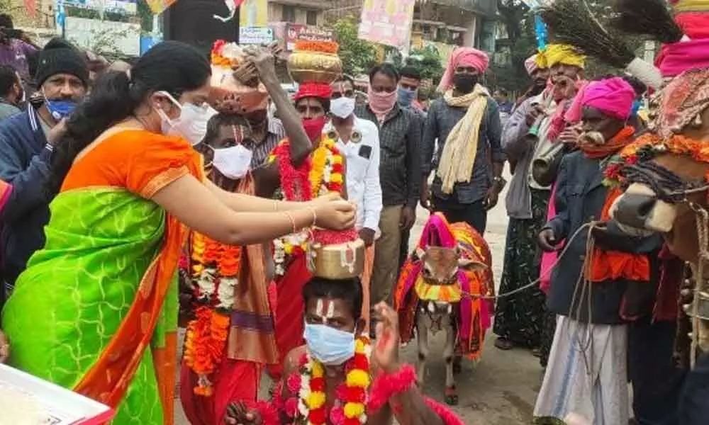 Karimnagar soaks in Sankranti festivities