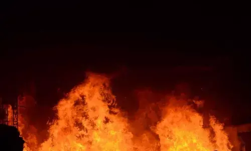 Fire breaks in Delhi shoe factory, no casualty