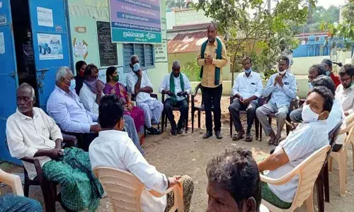 CPM leader Bonthu Rambabu speaking at the Study Circle organised at Wyra in Khammam district on Monday