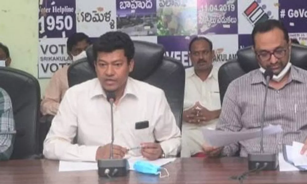 Animal Husbandry Minister S Appala Raju (centre) reviewing Covid situation in the district with officials in Srikakulam on Tuesday