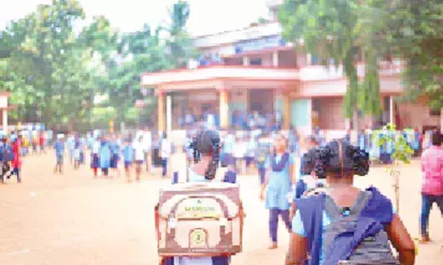 Nalgonda: Restore collapsed edn system then think of English medium, say teachers