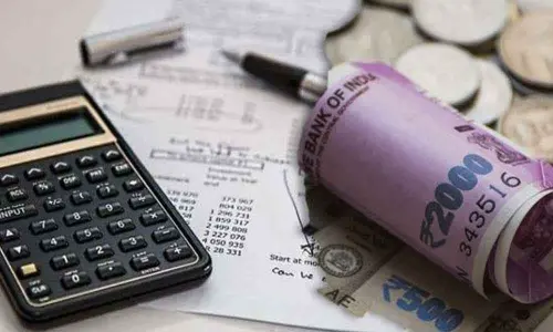 Centre expected to lower deficit target for FY23