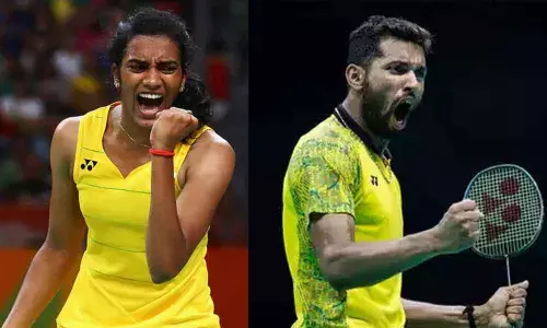 Sindhu, Prannoy enter quarters
