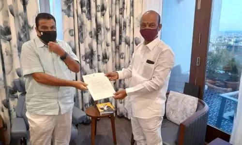 BJP Stat president Bandi Sanjai Kumar meeting Union Road Transport Minister Nitin Gadkari