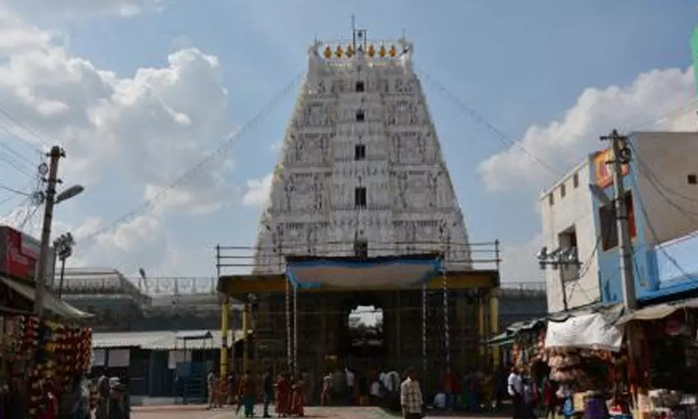 7-day Nava Kundatmaka Sri Yagam begins at Padmavathi temple