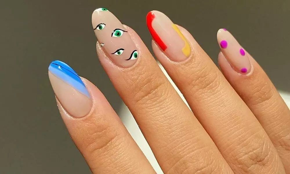 Fall 2022s Top Nail Trends Are All About Grunge Or Glitz