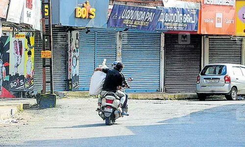 Sunday lockdown in Kerala, only emergency services allowed