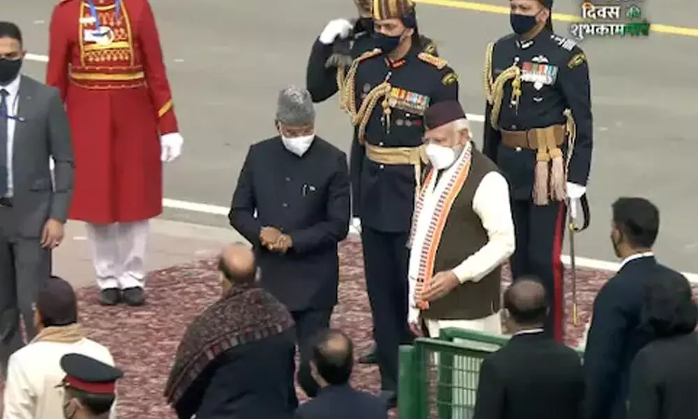 Republic Day 2022 Live Updates: Republic Day Parade begins; military might on display