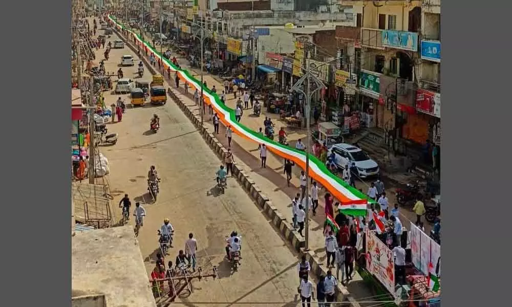 1K metres National flag rally organised in Shadnagar
