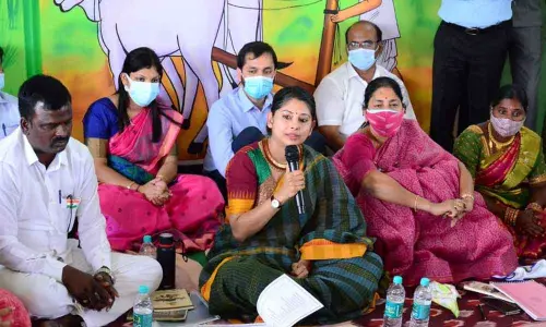 Vasalamarri: CMO Secretary tours KCRs adopted village