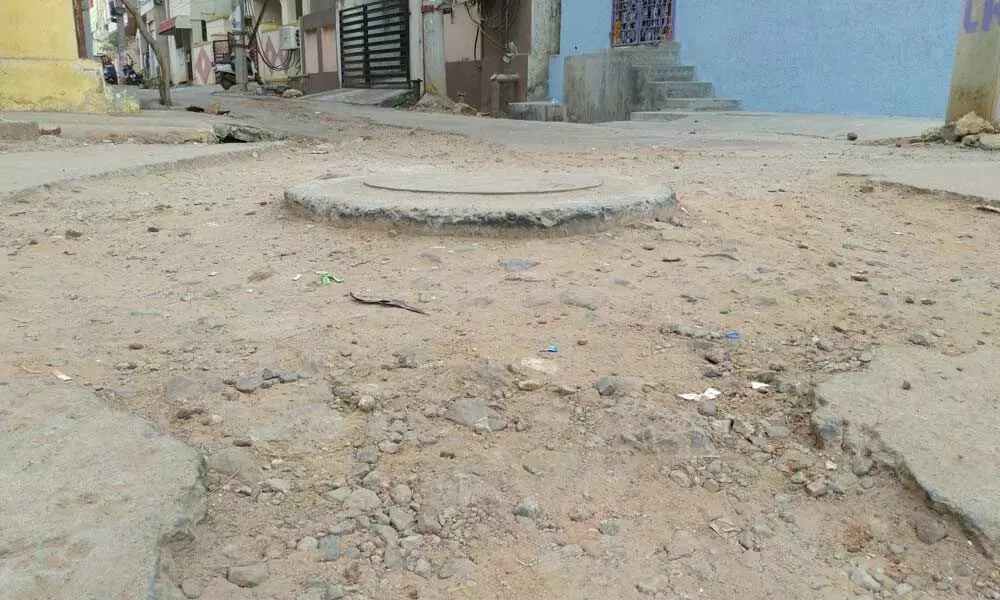 A bad road in the locality