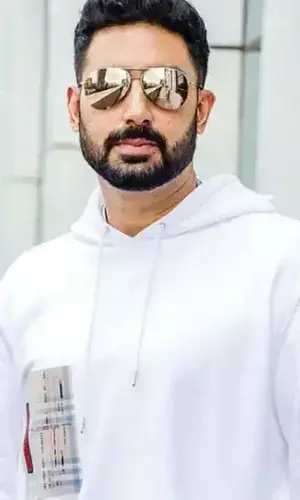 HBD Abhishek Bachchan: Lesser Known Facts Of This Bollywood Hero