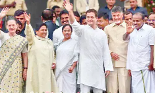 Netas and part-time patriotism