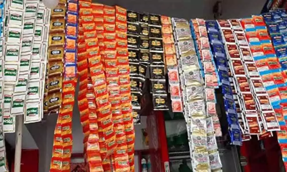 Kurnool: Sale of banned tobacco products rampant