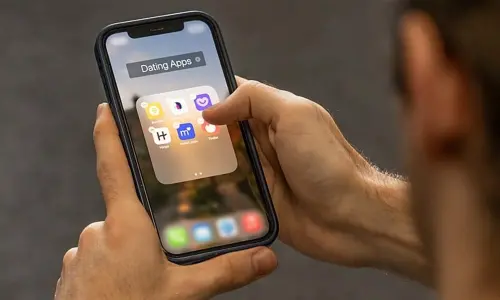 Valentines Day 2022: Beware of Dating Apps Scams; Tips to avoid