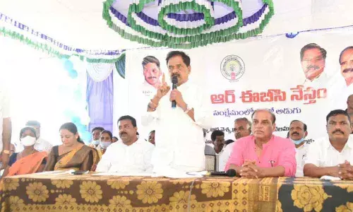 Deputy Chief Minister K Narayana Swamy addressing a meet held at Vedurukuppam on Monday