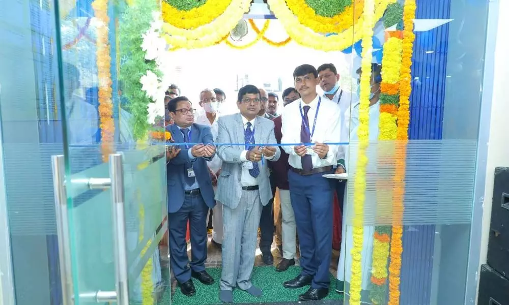 Indian Bank Amaravati zone Deputy General Manager/Zonal Manager PV Prasad inaugurating a new branch at Pattabhipuram in Guntur