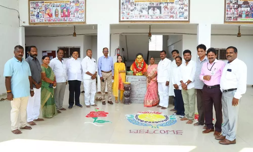 Noted politician Penubala Penchalaiahs 75th birth anniversary is being celebrated at Penubala Institute of Medical Sciences near Tiruchanur on Wednesday.