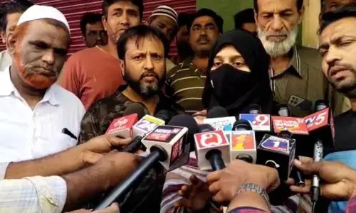 Mandya girl who stood up to saffron-clad students to respect High Court ruling on hijab