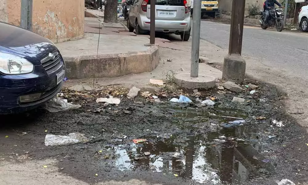 Mallepally is a civic mess, yearns for basic facilities