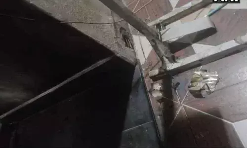 Tamil Nadu: An unidentified person allegedly threw a petrol bomb at Tamil Nadu BJP office.