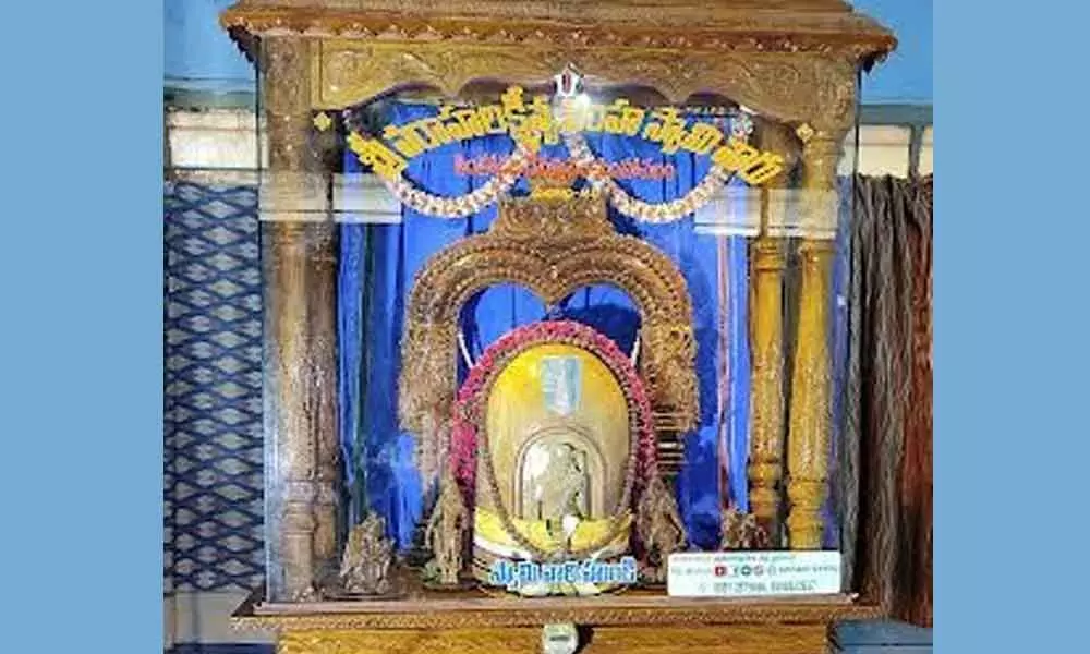 A model of Simhachalam Lord soon at railway station