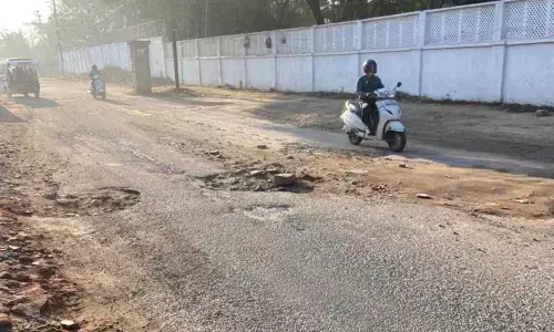 RK Puram stretch turns into a nightmare for commuters