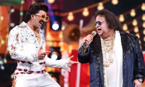 Bappi Da’s last rights were held today afternoon at a crematorium in Mumbai!