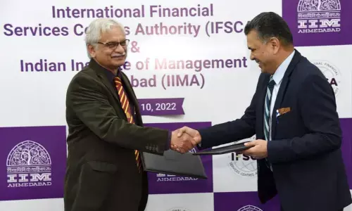 Professor Errol DSouza, Director of IIMA with Injeti Srinivas, Chairperson, IFSCA