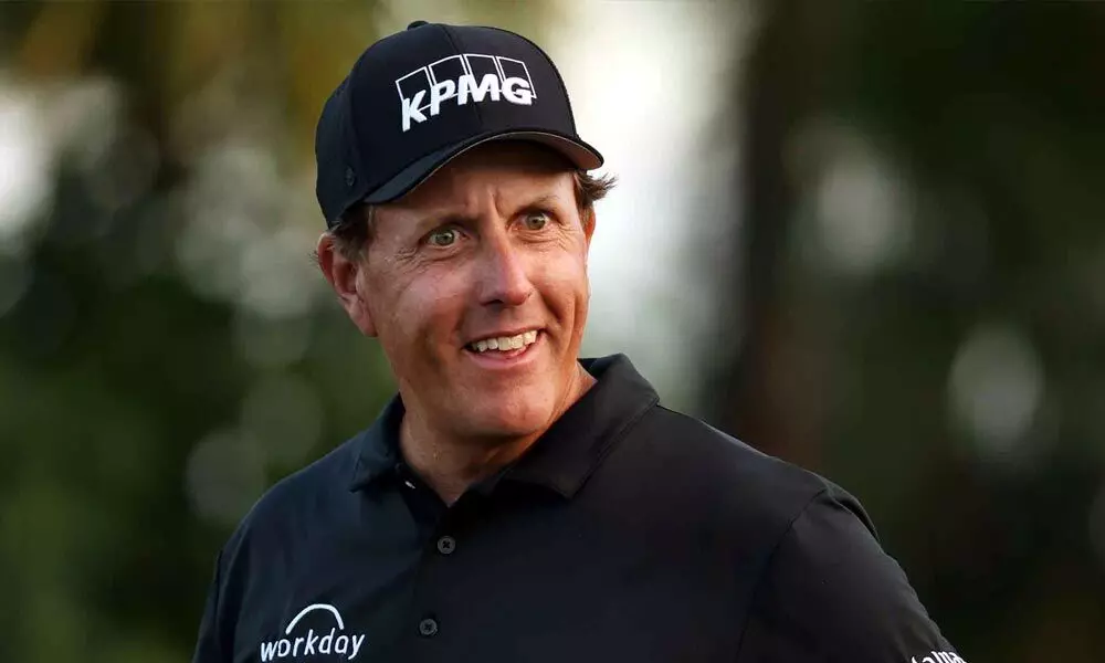 Report: Mickelson motives about changing tour dictatorship