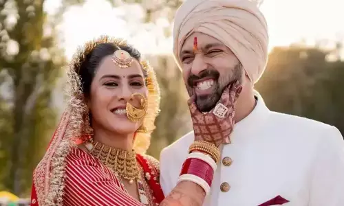 Here Are The Official Wedding Pics Of Vikrant Massey And Sheetal Thakur