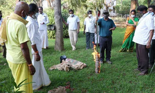 Eminent elephant psychologist Dr Rudra Aditya giving demonstration on tackling wild elephants straying into human habitation, as part of a training programme to TTD forest staff