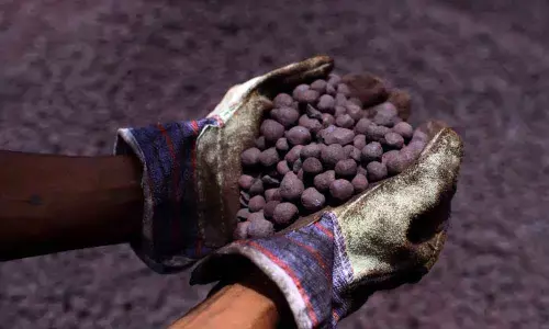 Researchers find traces of gold in iron deposits