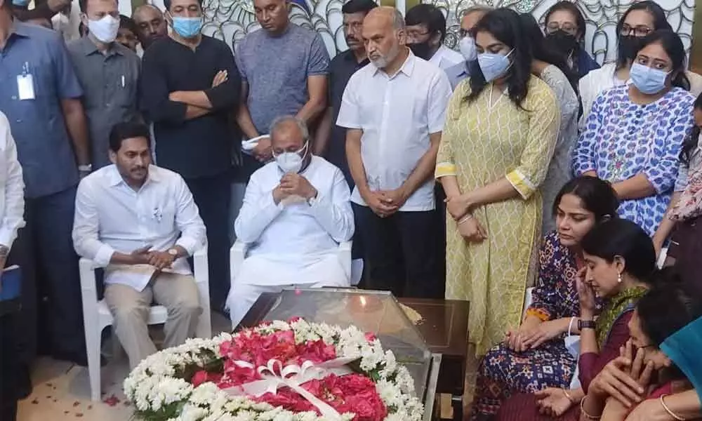 YS Jagan visits Mekapati Goutham Reddys residence in Hyderabad, consoles family members