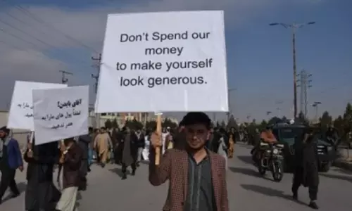 Afghans seek release of frozen assets