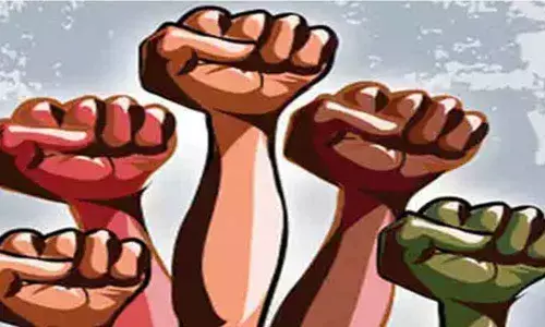 TRS protests in Khammam demanding steel plant