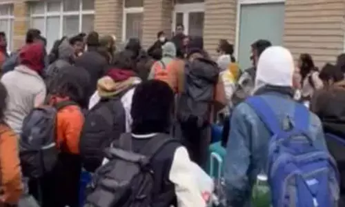 No food, money: Telugu students caught in a bind