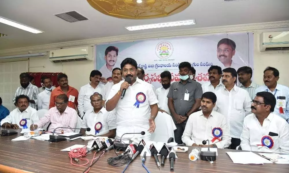 Education Minister Adimulapu Suresh speaking at district libraries chairpersons meeting in Guntur on Friday
