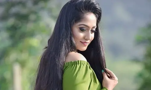 Uplift your personality with a twirl and a curl