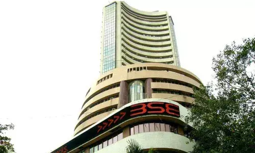 Stock markets tank on renewed war fears