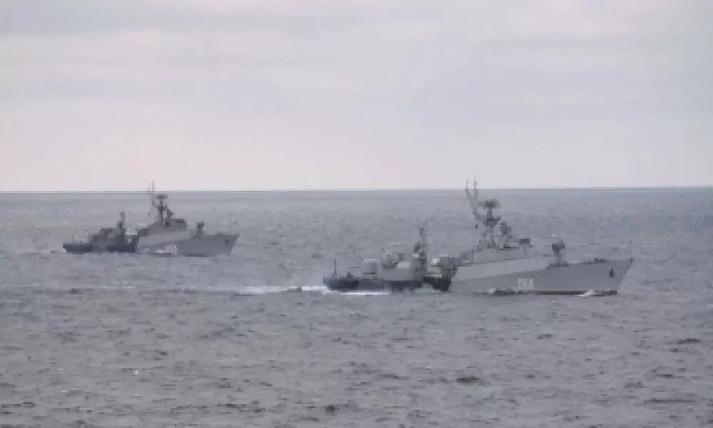 Russian ships, rocket boats advance toward Odessa