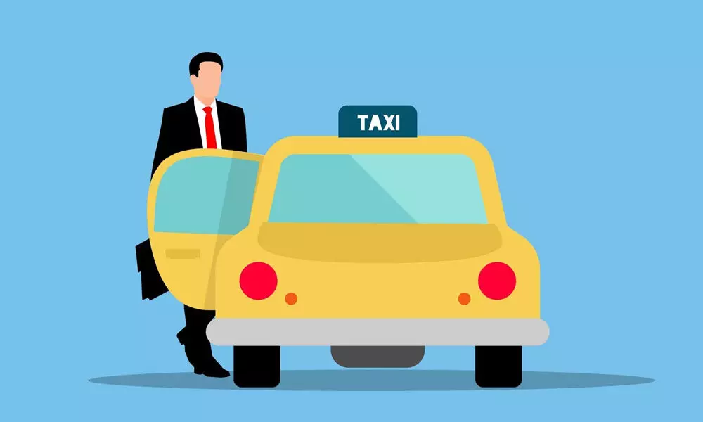 Cabbies complain against exploitation by taxi aggregators