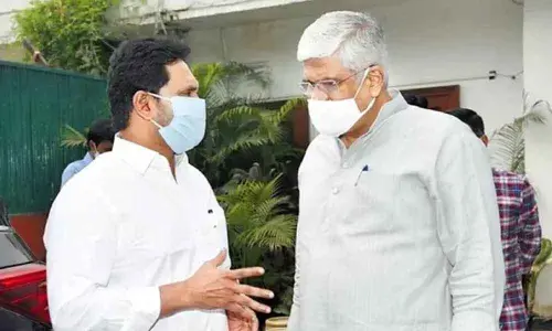 Union Minister Gajendra Singh Shekhawat and CM YS Jagan to inspect Polavaram works today