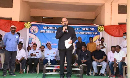 Play sports to improve mental power, concentration: Venkatesh