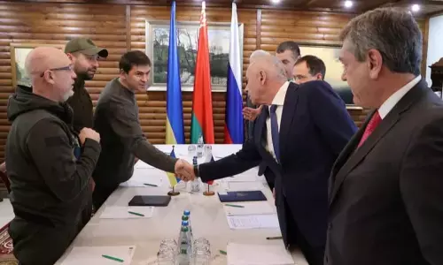 Moscow, Kyiv agree on humanitarian corridors