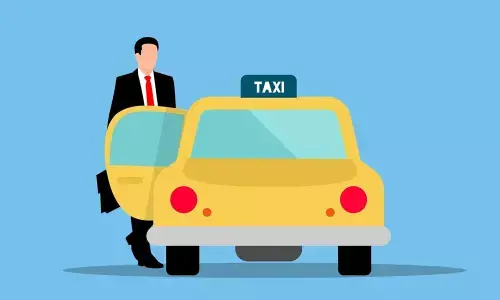 Cabbies complain against exploitation by taxi aggregators