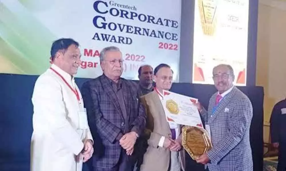 RINL officials receive Greentech  Corporate Governance Award 2022 at  Srinagar on Monday