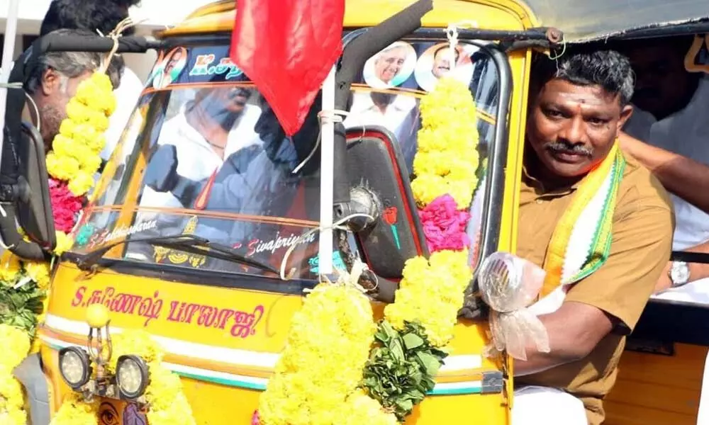 Autorickshaw Driver Became The Mayor In Tamil Nadu