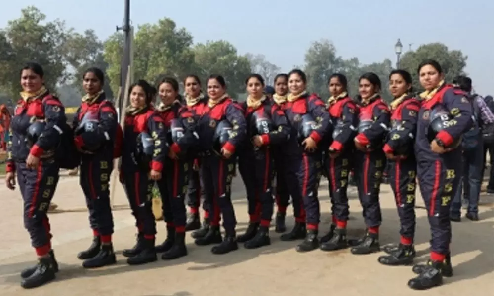 BSF’s 36 women bikers begin their drive from Delhi to Kanyakumari