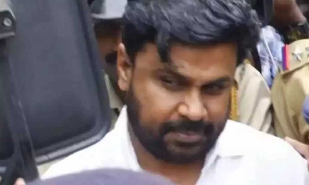 Fresh trouble for actor Dileep as probe team gets proof of tampering of mobile phones